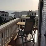 Stunning Sea View 아파트 Sarandë