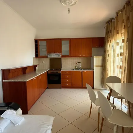 Stunning Sea View Apartament Saranda