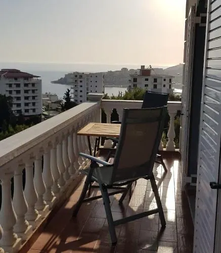 Stunning Sea View Apartmán Sarandë