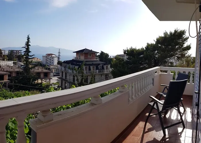 Stunning Sea View Apartmán Sarandë